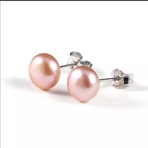 Natural Freshwater Pearls Earring